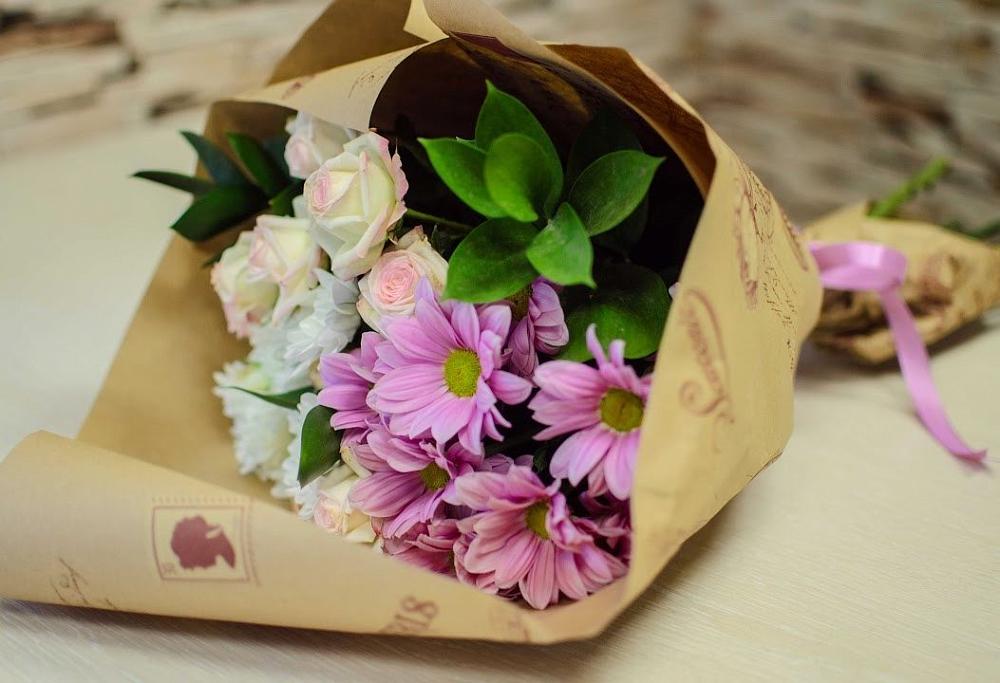 Букет цветов из: Розы и Хризантемы в Алексеевской Краснодарского края