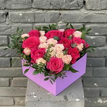 Цветочная композиция из Розы в коробке в Алексеевской Краснодарского края