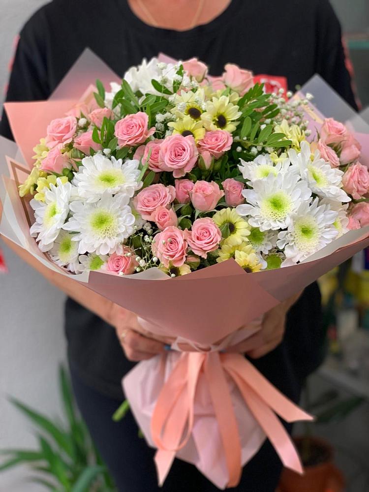 Букет цветов из: Розы и Хризантемы в Алексеевской Краснодарского края