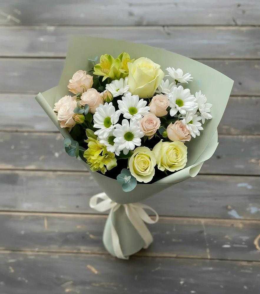 Букет цветов из: Альстромерии, Розы и Хризантемы в Алексеевской Краснодарского края
