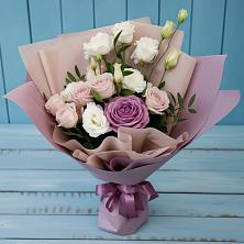 Букет цветов из:  Розы и Лизиантусы в Алексеевской Краснодарского края