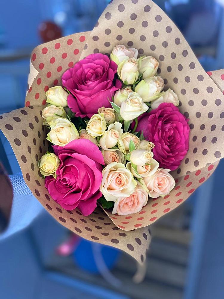 Букет цветов из: Розы в Алексеевской Краснодарского края