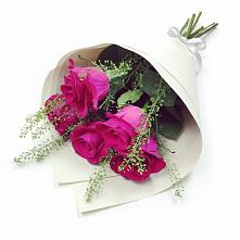 Букет цветов из:  Розы в Алексеевской Краснодарского края