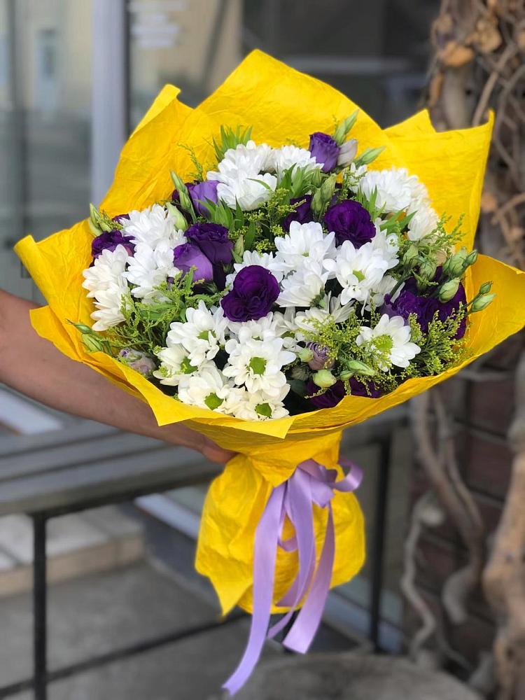 Букет цветов из: Ирисы, Хризантемы и Ромашки в Алексеевской Краснодарского края