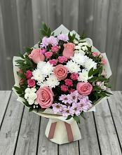 Букет цветов из:  Альстромерии, Гвоздики, Розы и Хризантемы в Алексеевской Краснодарского края