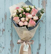 Букет цветов из:  Розы #REPLACE_PRED# Алексеевской Краснодарского края