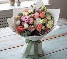 Букет цветов из:  Розы, Лизиантусы и Гвоздики в Алексеевской Краснодарского края