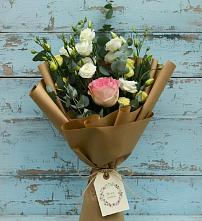 Букет цветов из:  Розы и Лизиантусы в Алексеевской Краснодарского края