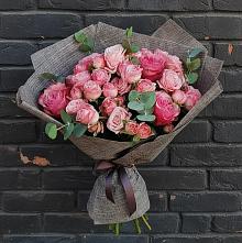 Букет цветов из:  Розы #REPLACE_PRED# Алексеевской Краснодарского края